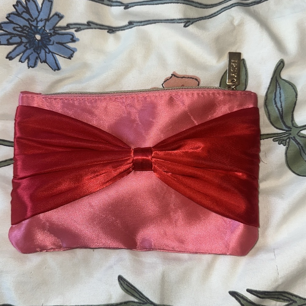 NWOT IPSY Makeup Bag (bag ONLY)